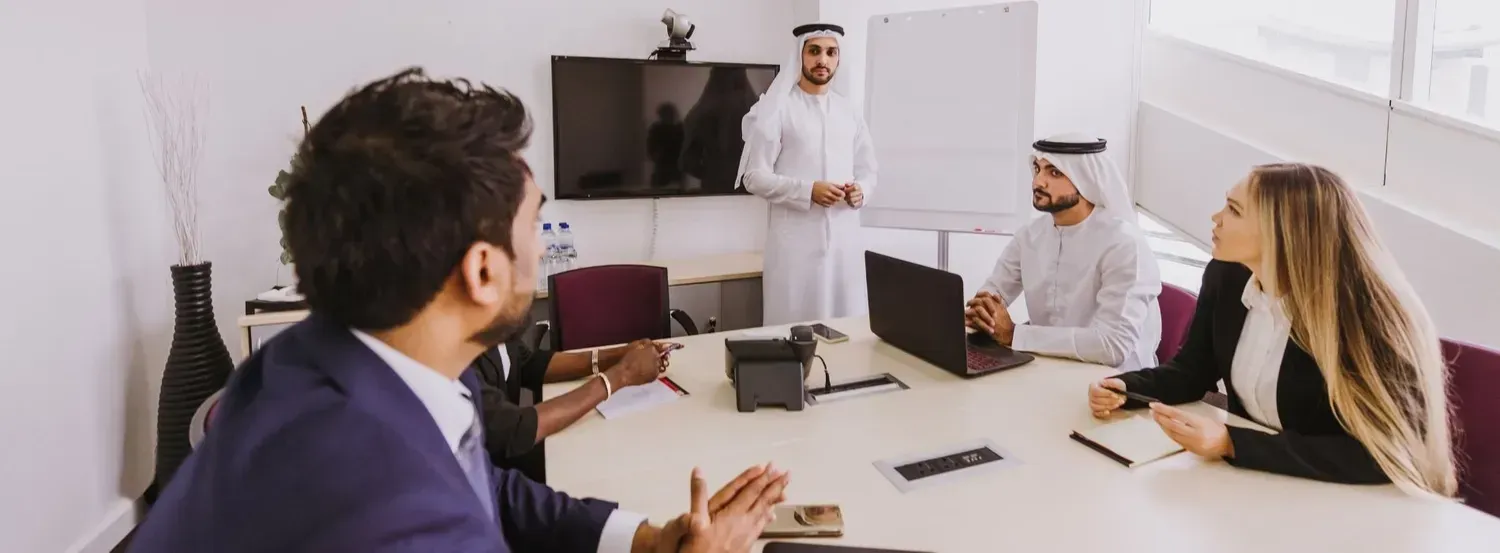 جلسه مشاور املاک خوب در دبی 